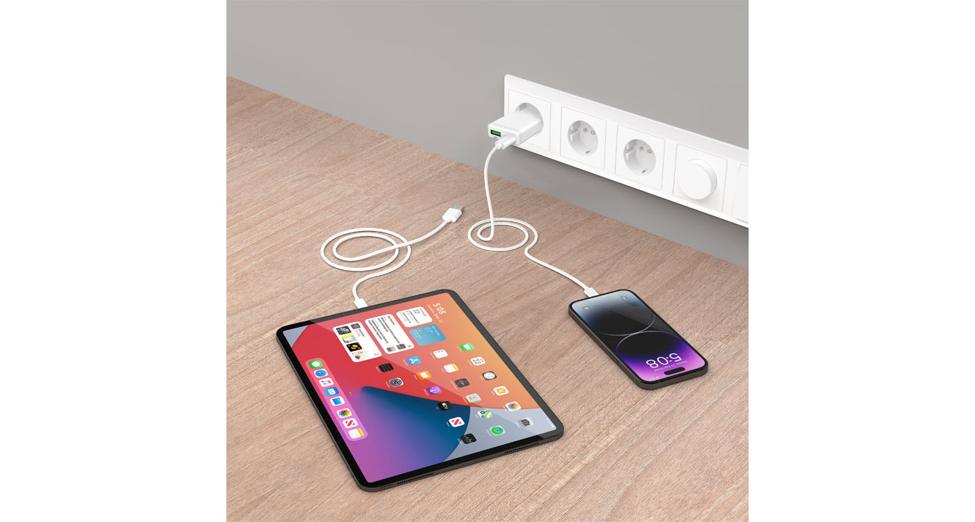 LMP Dual Power Adapter 30W Ultra Slim – Image 3